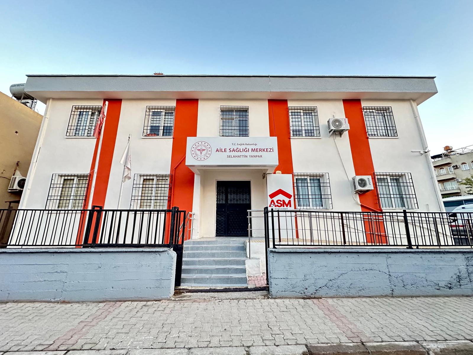 Toroslar Selahattin Yanpar Aile Sağlığı Merkezi - Bina Görünümü